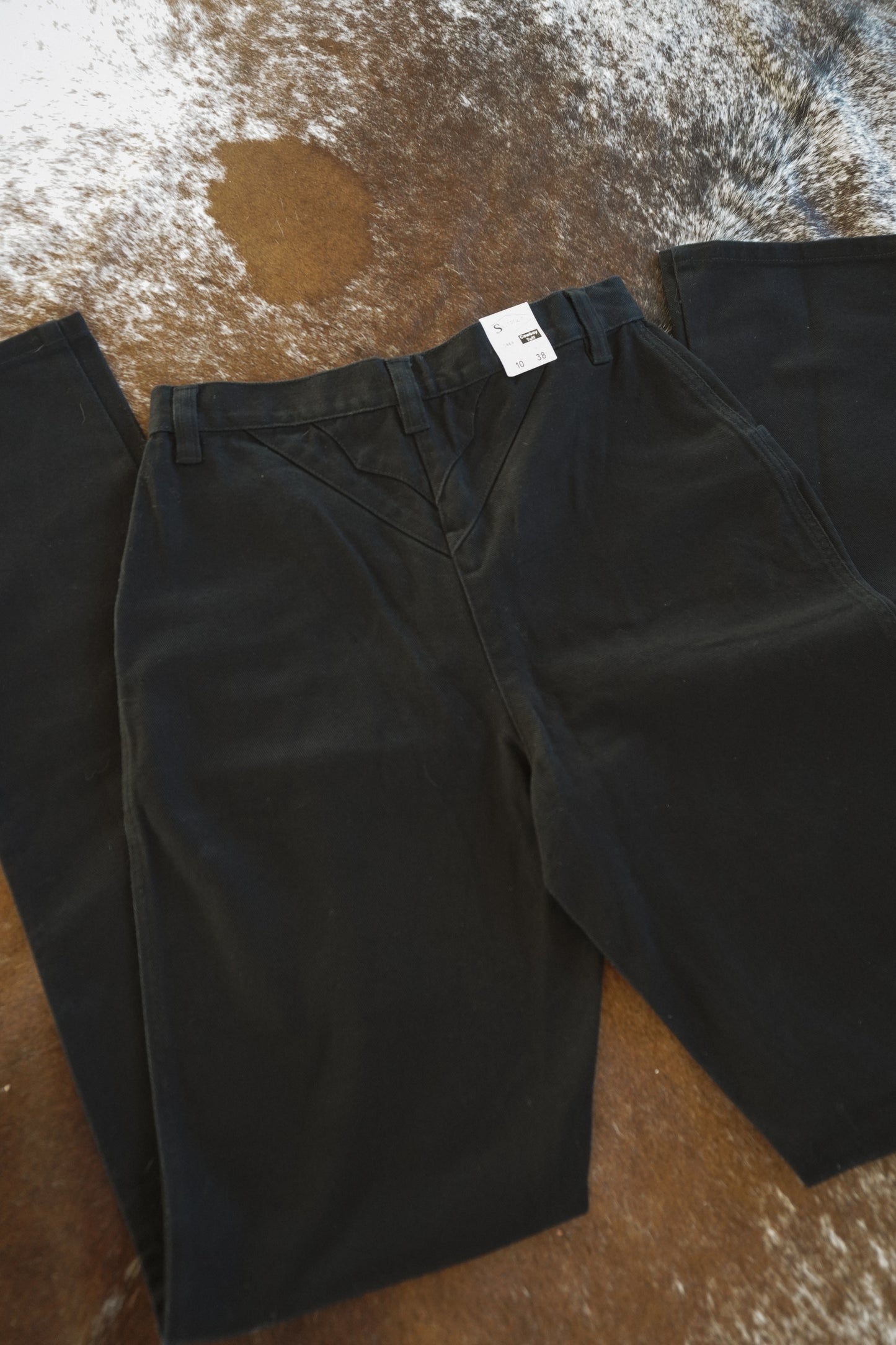 Black Silverdale NEW