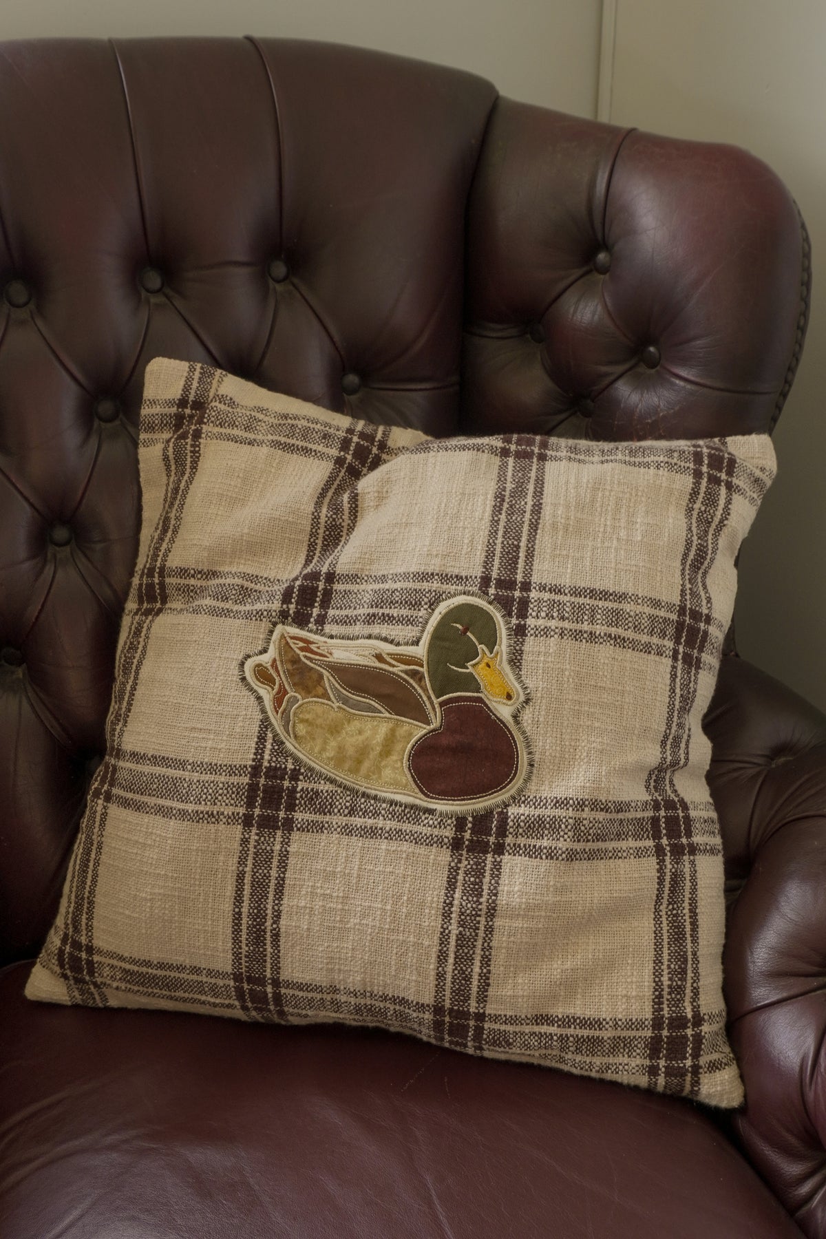 Hudson Cushion - Chocolate